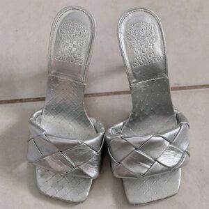 Vince Camuto Silver Heels 37.5 (size 7)